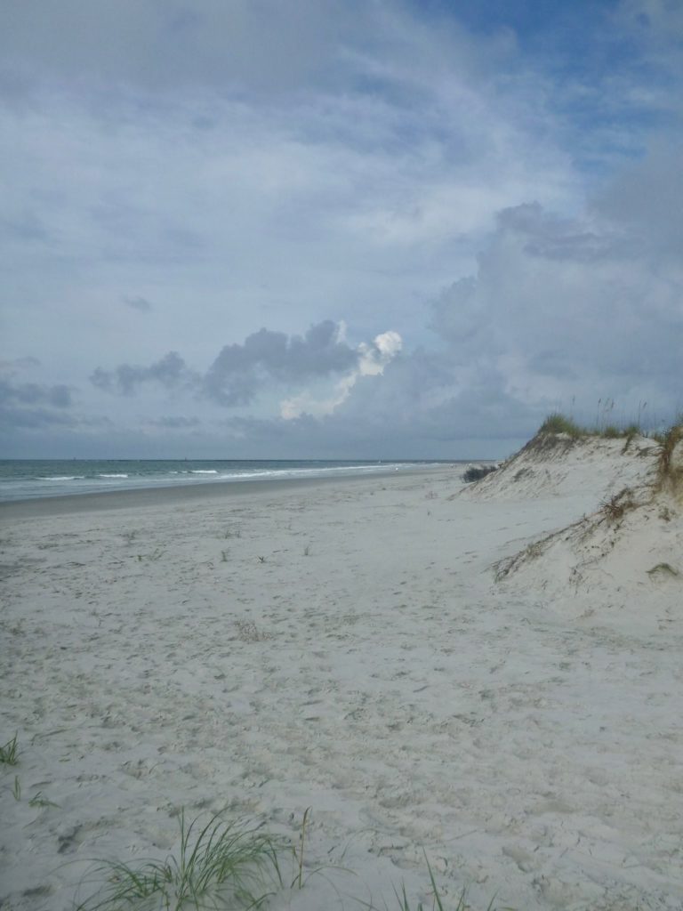 mailbox in the strangest place, mailboxes, beach